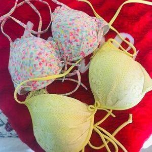 2 ❤️Victorias Secret Bikini Tops 👙✨